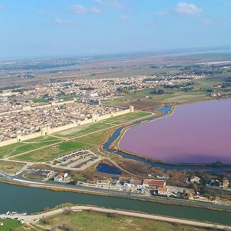 Appartement Un charmant logement à Aigues-Mortes Extérieur photo