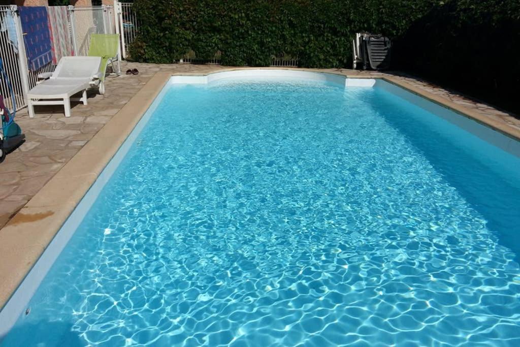 Appartement Un charmant logement à Aigues-Mortes Extérieur photo